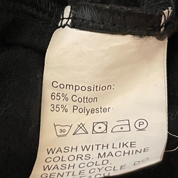 Black medium T-shirt with Aztec embroidery - Picture 5 of 9